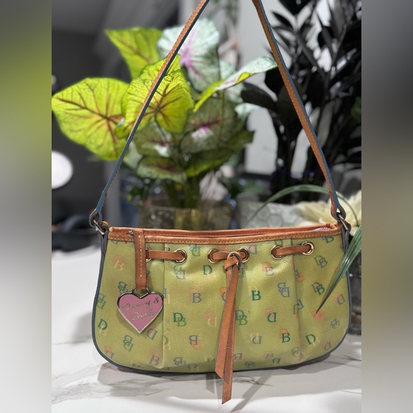Dooney & Bourke Handbags - Dooney & Bourke Bright 🍋‍🟩 Green Multicolor Mini Shoulder Bag 💜